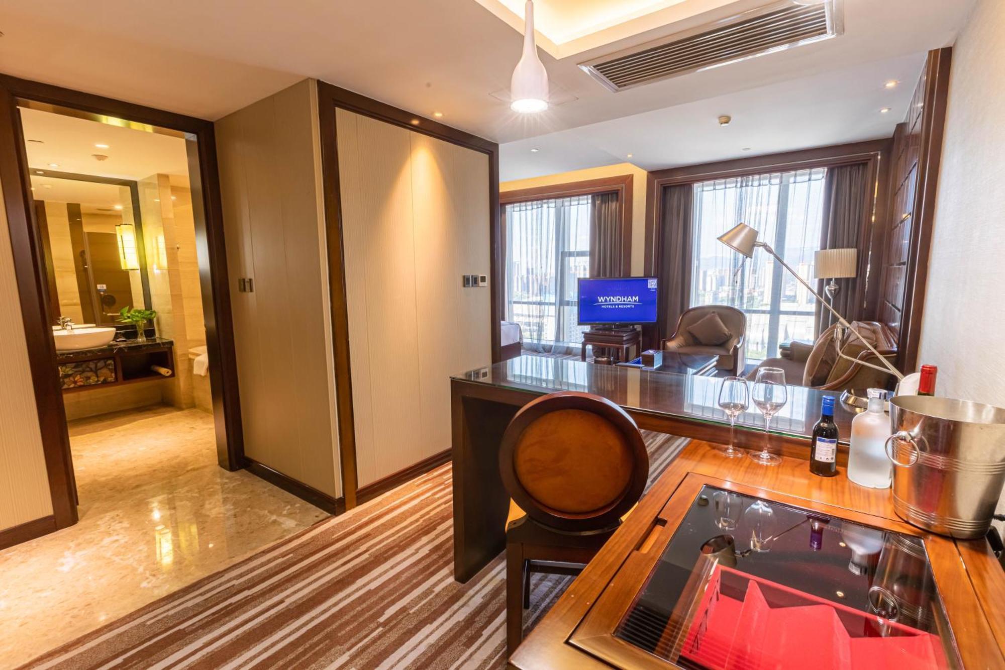 Wyndham Grand Plaza Royale Chenzhou Hotel Ngoại thất bức ảnh